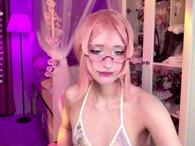 MiraJade webcam