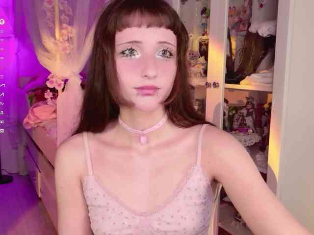 MiraJade webcam