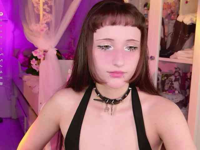 MiraJade webcam