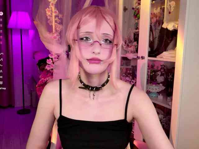MiraJade webcam