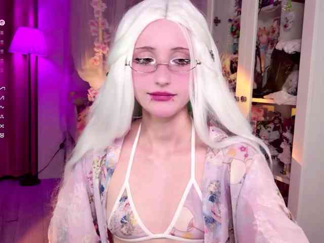 MiraJade webcam