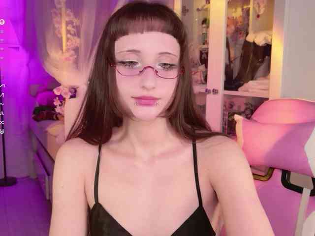 MiraJade webcam