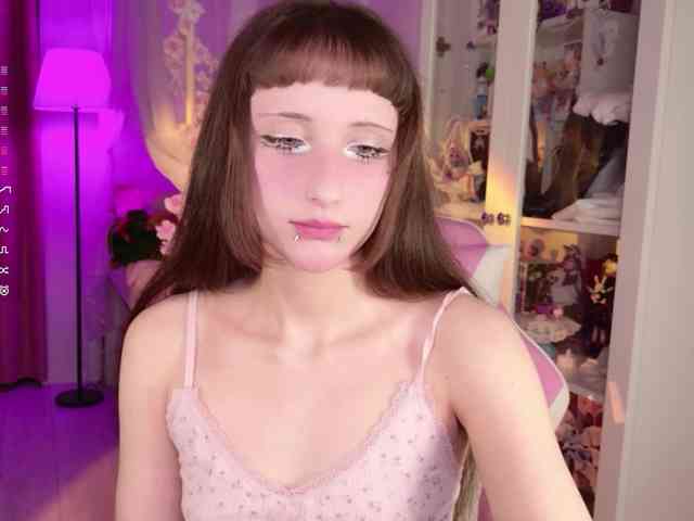 MiraJade webcam