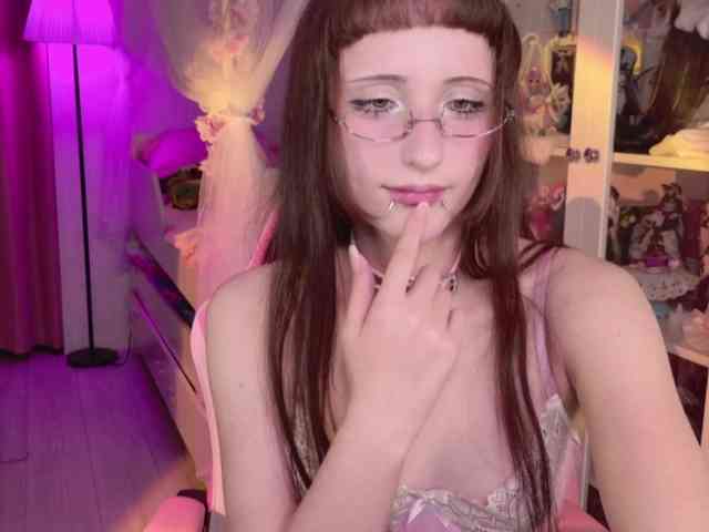 MiraJade webcam