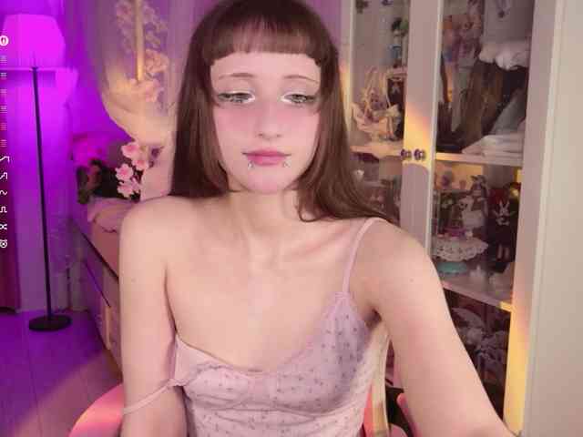 MiraJade webcam