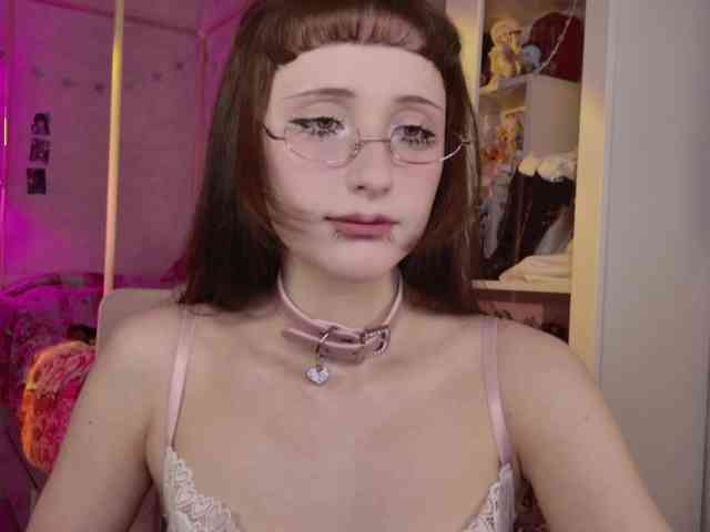 MiraJade webcam