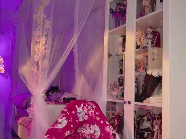 MiraJade webcam