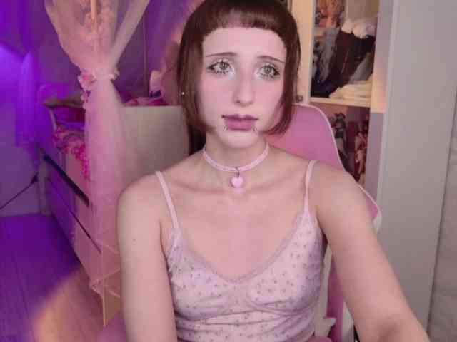 MiraJade webcam
