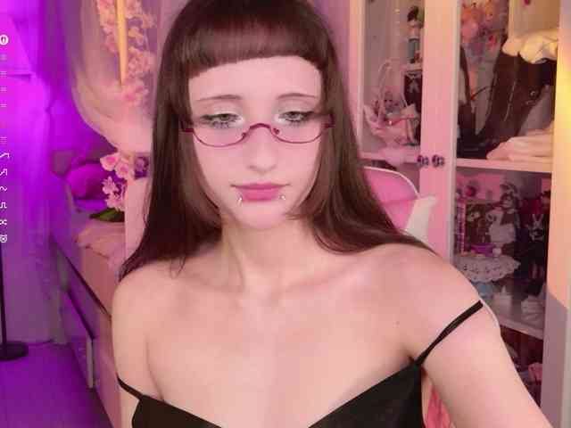 MiraJade webcam