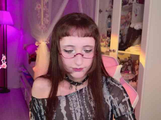 MiraJade webcam