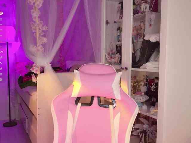 MiraJade webcam