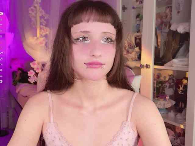 MiraJade webcam