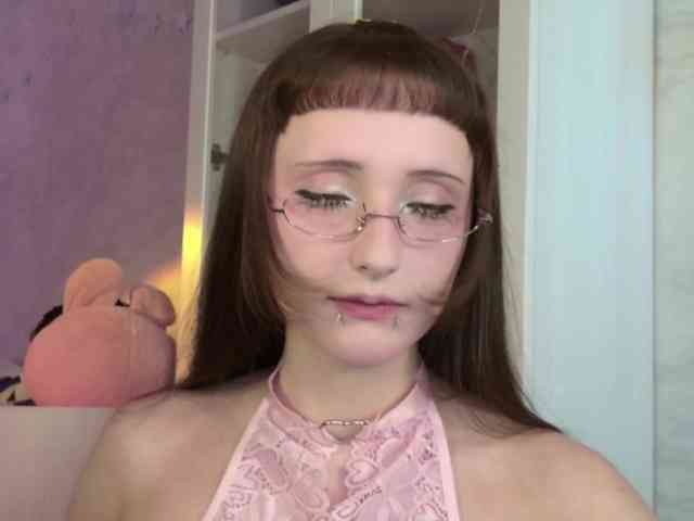 MiraJade webcam