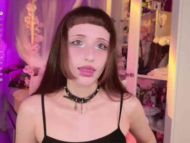 MiraJade webcam