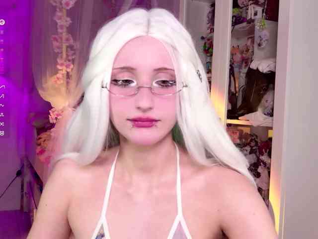 MiraJade webcam