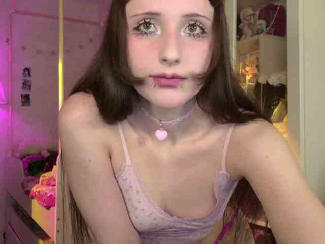 MiraJade webcam