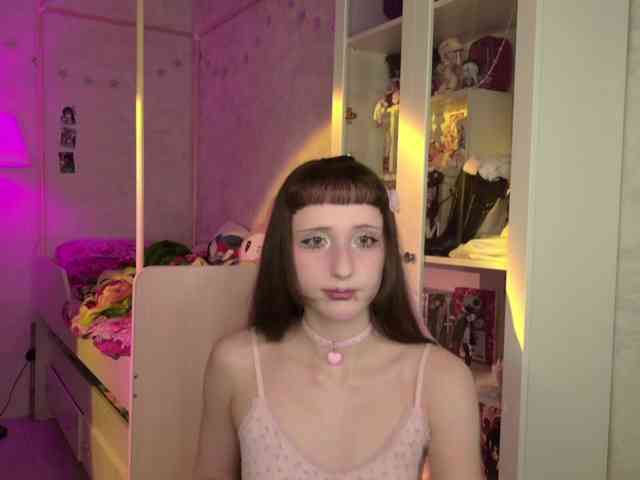 MiraJade webcam