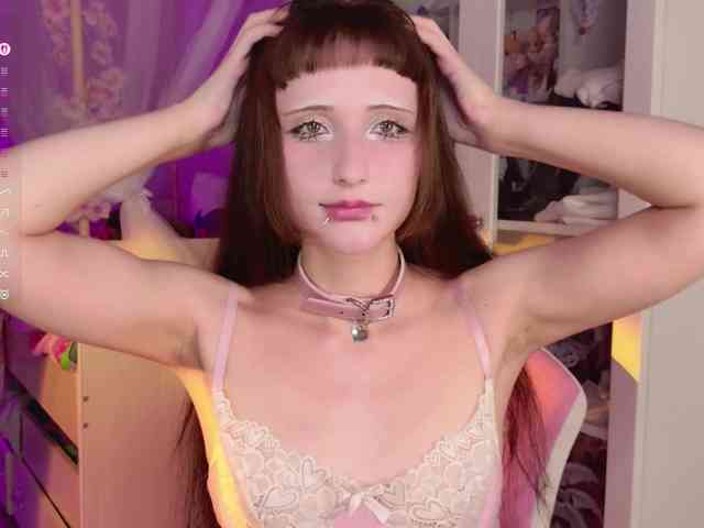 MiraJade webcam