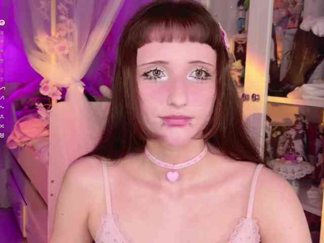 MiraJade webcam