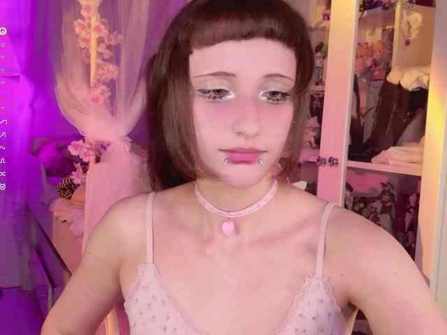 MiraJade webcam