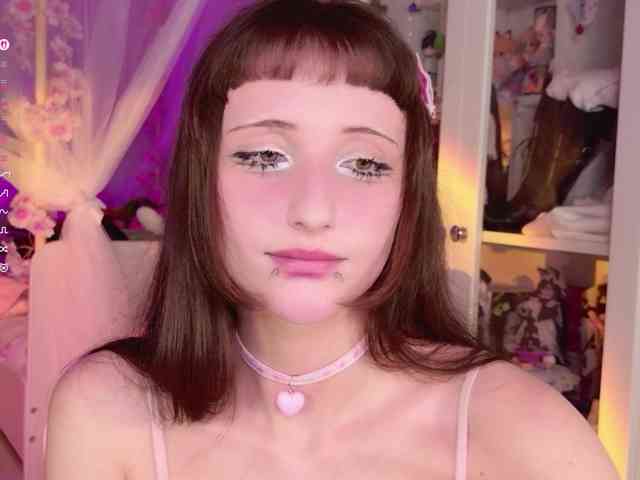 MiraJade webcam