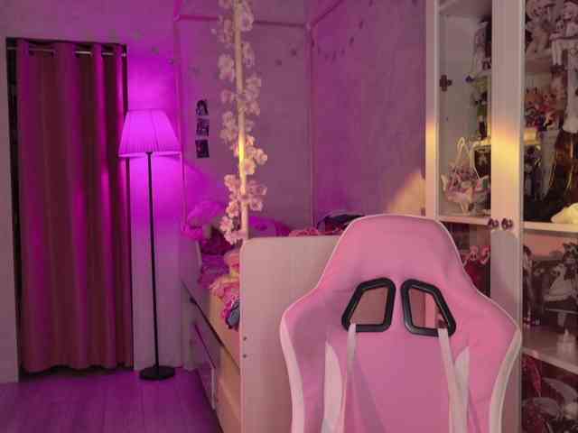 MiraJade webcam