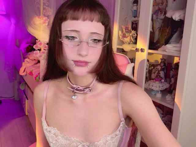 MiraJade webcam