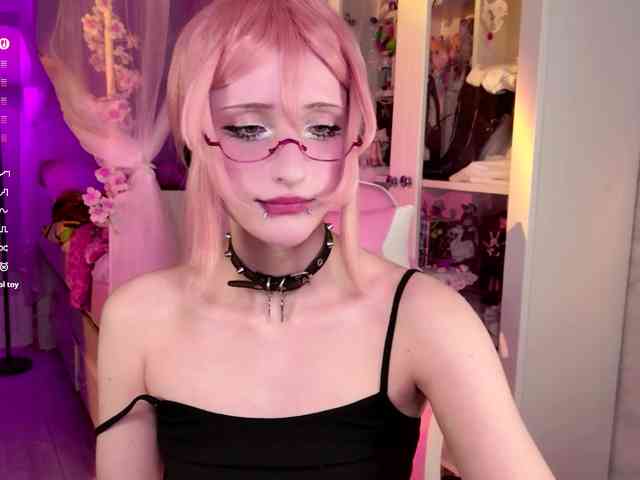 MiraJade webcam