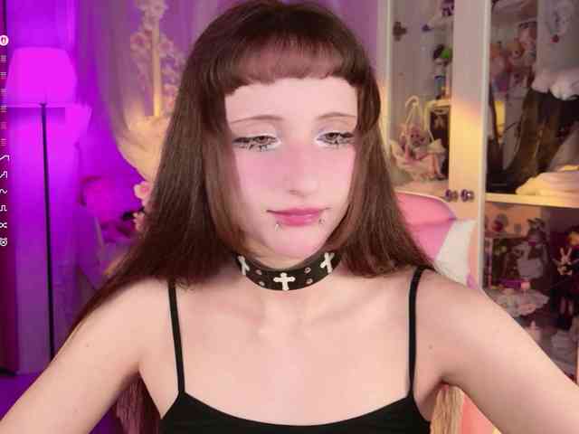 MiraJade webcam