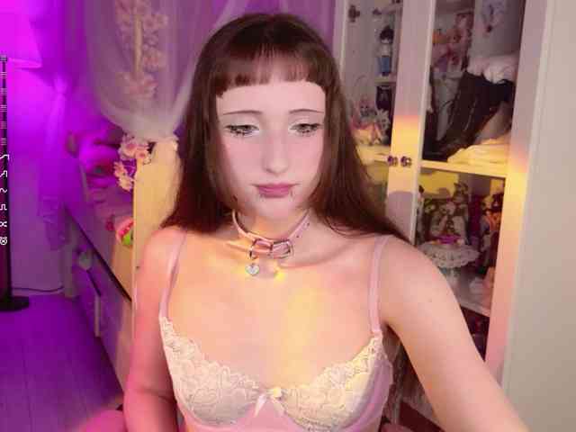 MiraJade webcam