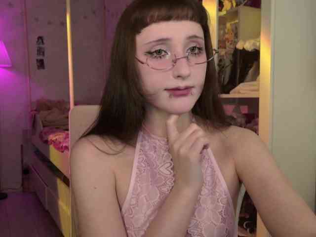 MiraJade webcam