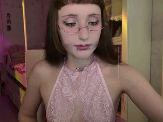 MiraJade webcam