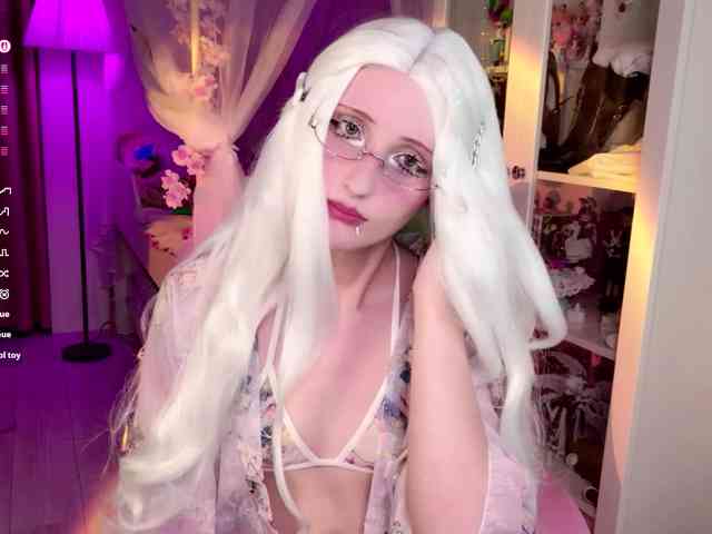 MiraJade webcam