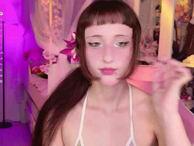 MiraJade webcam