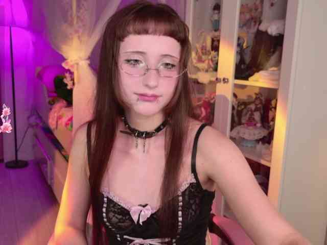 MiraJade webcam