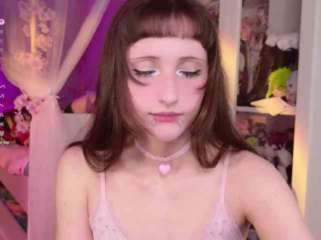MiraJade webcam