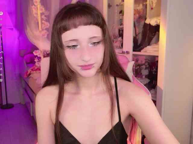 MiraJade webcam