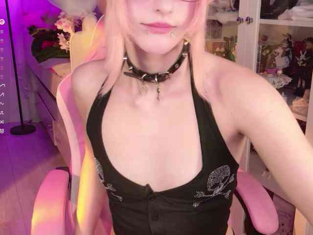 MiraJade webcam