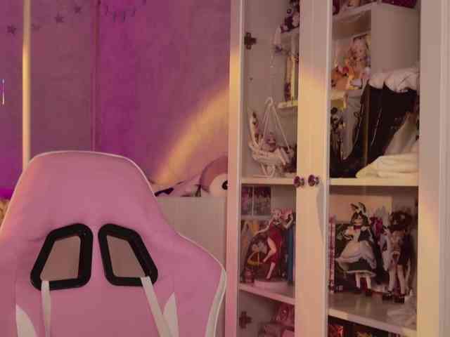 MiraJade webcam