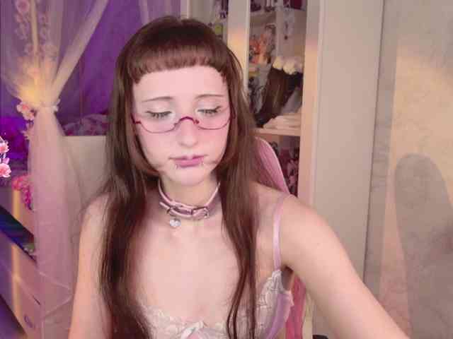 MiraJade webcam
