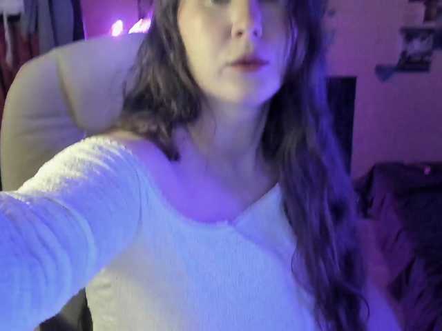 TemptingFable live cam preview