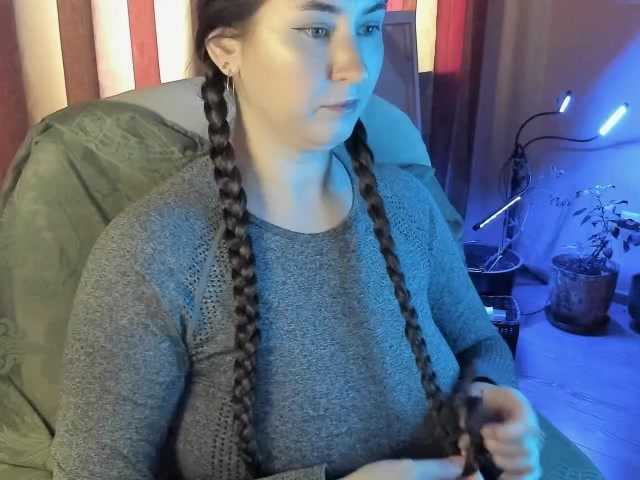 TemptingFable — live female cam