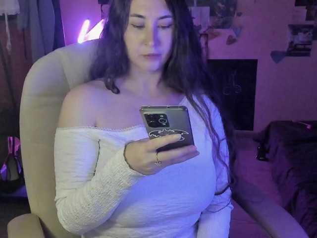 TemptingFable live cam preview