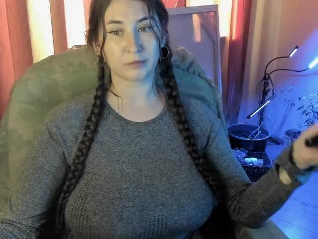 TemptingFable — live female cam