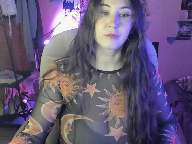 TemptingFable live cam preview