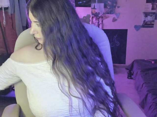 TemptingFable live cam preview