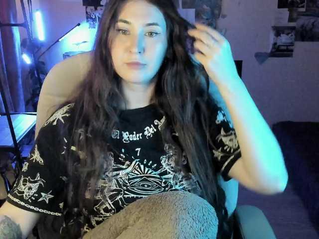 TemptingFable live cam preview