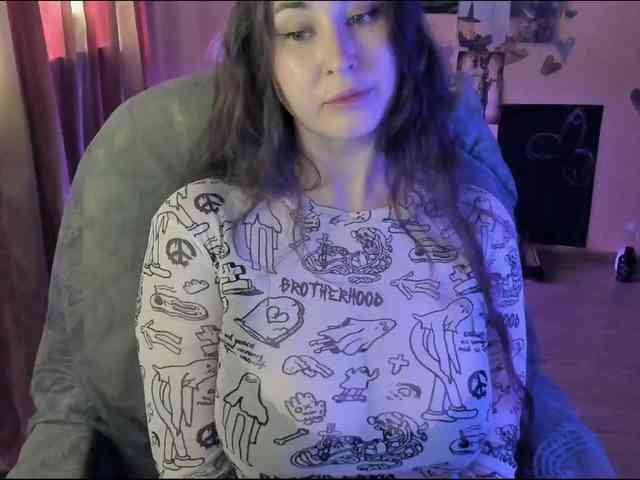 TemptingFable webcam