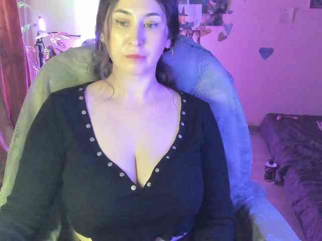 TemptingFable webcam