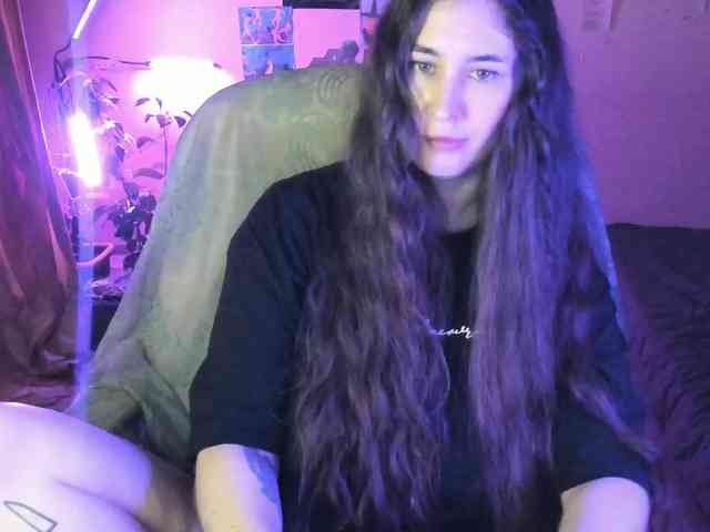 TemptingFable webcam